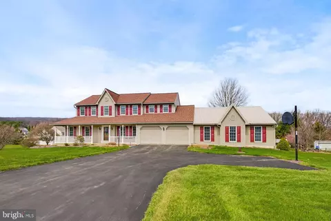 5789 Cedar Glen Dr, Narvon, PA 17555