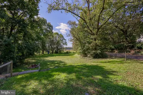 Exterior - 283 Skyview Ln, Lititz, PA 17543 photo 3 of 13