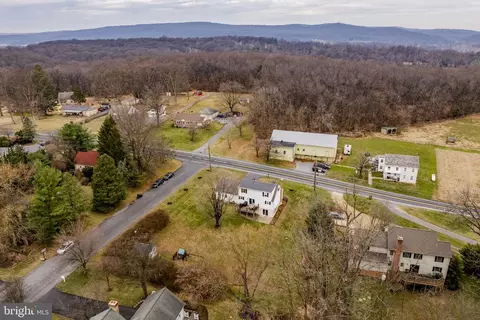 View/Area - 646 W Brubaker Valley Rd, Lititz, PA 17543 photo 5 of 6
