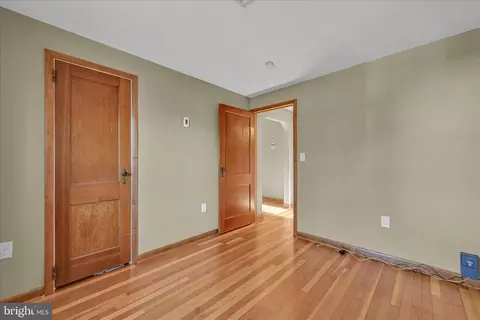 Bedroom - 211 Noble St, Lititz, PA 17543 photo 3 of 3