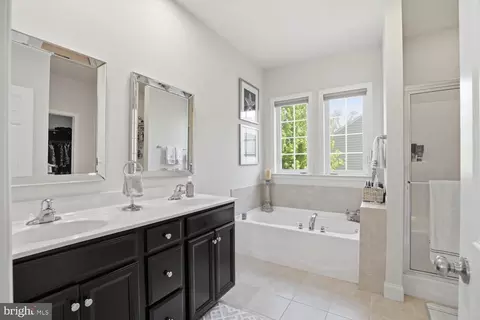 Bath - 15 Tallgrass Path, Lancaster, PA 17602 photo 1 of 2
