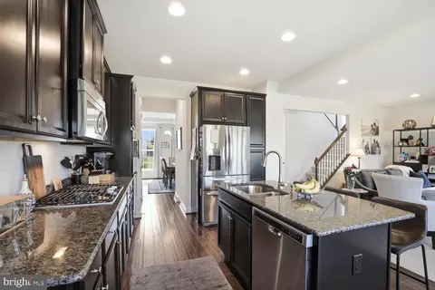Kitchen - 15 Tallgrass Path, Lancaster, PA 17602 photo 2 of 2