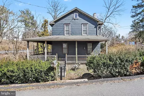 857 Willow Rd, Lancaster, PA 17601
