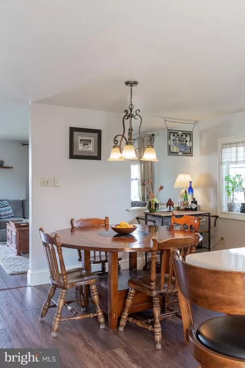 Dining - 45 Plum St, Lititz, PA 17543 photo 2 of 2