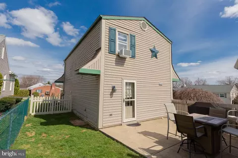 Exterior - 45 Plum St, Lititz, PA 17543 photo 17 of 19