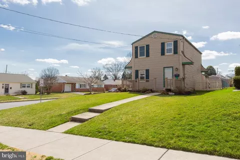 Exterior - 45 Plum St, Lititz, PA 17543 photo 19 of 19