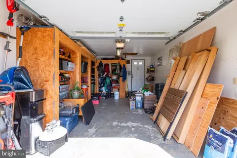 Entry Way - 45 Plum St, Lititz, PA 17543 photo 9 of 9