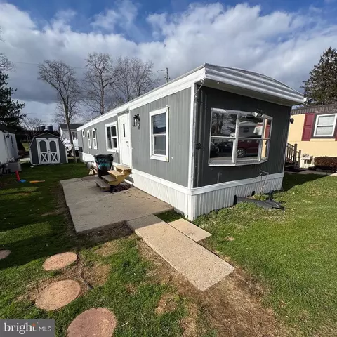 4047 S Columbia Ave, Columbia, PA 17512