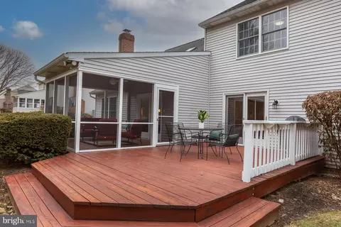 Exterior - 537 Randolph Dr, Lititz, PA 17543 photo 9 of 11