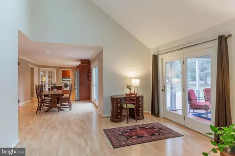 Entry Way - 537 Randolph Dr, Lititz, PA 17543 photo 3 of 6