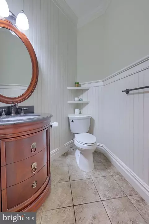 Bath - 388 Wheatfield Dr, Lititz, PA 17543 photo 1 of 9