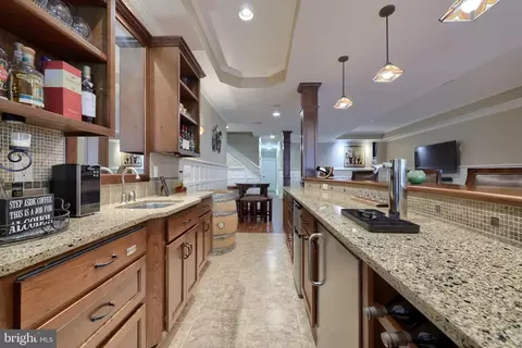 Entry Way - 388 Wheatfield Dr, Lititz, PA 17543 photo 12 of 13