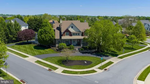 View/Area - 388 Wheatfield Dr, Lititz, PA 17543 photo 7 of 9