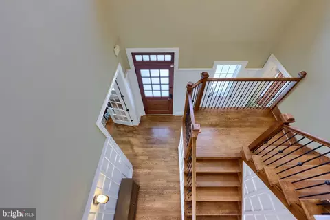 Entry Way - 388 Wheatfield Dr, Lititz, PA 17543 photo 8 of 13