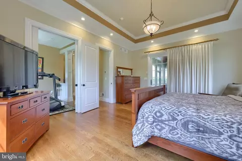 Bedroom - 388 Wheatfield Dr, Lititz, PA 17543 photo 1 of 7