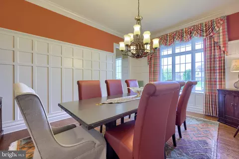 Dining - 388 Wheatfield Dr, Lititz, PA 17543 photo 3 of 5