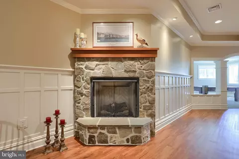 Entry Way - 388 Wheatfield Dr, Lititz, PA 17543 photo 10 of 13