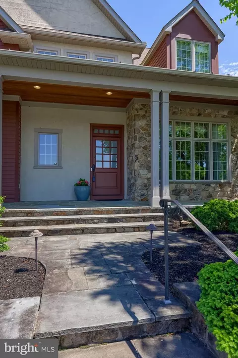 Exterior - 388 Wheatfield Dr, Lititz, PA 17543 photo 2 of 12