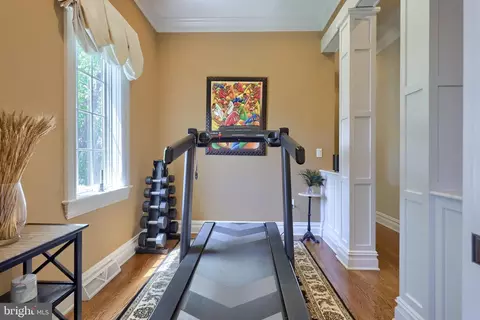 Entry Way - 388 Wheatfield Dr, Lititz, PA 17543 photo 7 of 13