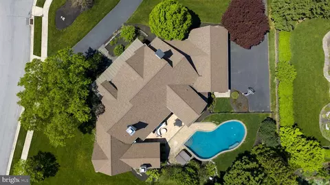 View/Area - 388 Wheatfield Dr, Lititz, PA 17543 photo 1 of 9
