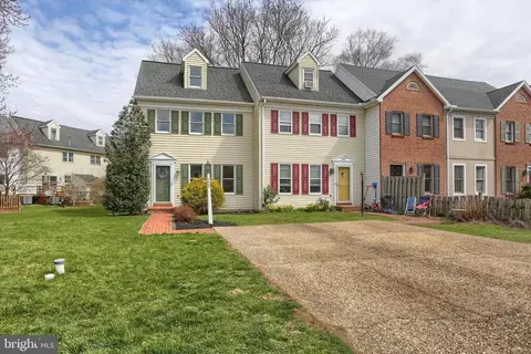 Exterior - 339 Cardinal Rd, Lititz, PA 17543 photo 3 of 8