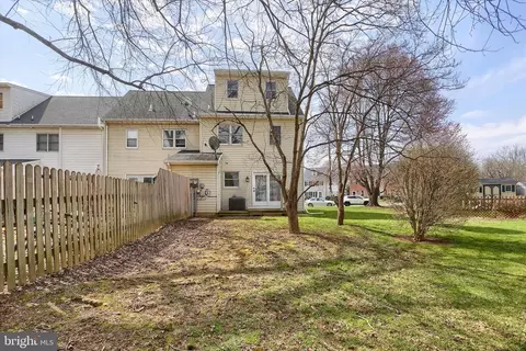 Exterior - 339 Cardinal Rd, Lititz, PA 17543 photo 7 of 8