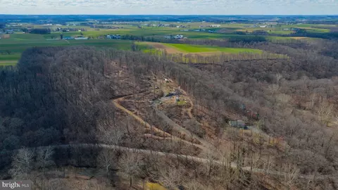 57 Hollow Rd, Quarryville, PA 17566