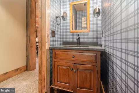 Bath - 280 Blantz Rd, Lititz, PA 17543 photo 5 of 6