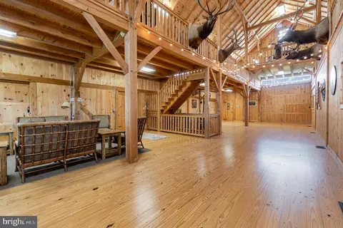 Entry Way - 280 Blantz Rd, Lititz, PA 17543 photo 5 of 7