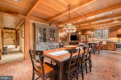 Dining - 280 Blantz Rd, Lititz, PA 17543 photo 4 of 5