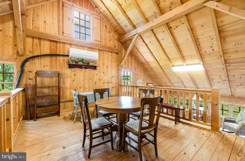 Dining - 280 Blantz Rd, Lititz, PA 17543 photo 5 of 5
