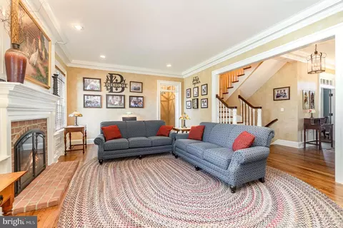 Living - 280 Blantz Rd, Lititz, PA 17543 photo 2 of 5