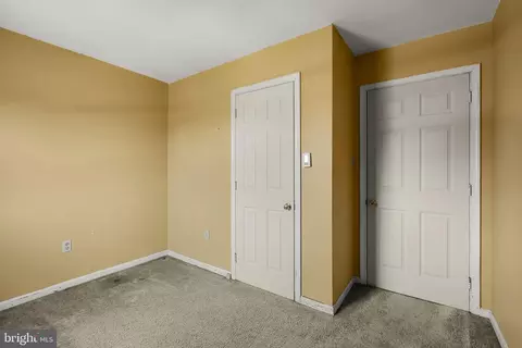 Bedroom - 30 Buttonwood Dr, Lititz, PA 17543 photo 6 of 6