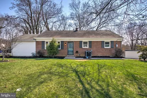 254 Blue Rock Rd, Millersville, PA 17551