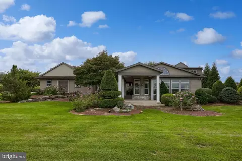 Exterior - 210 Stevens Rd, Stevens, PA 17578 photo 7 of 14