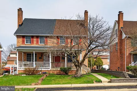 1007 E Walnut St, Lancaster, PA 17602