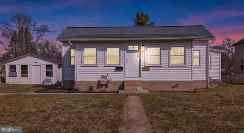 923 Mifflin St, Columbia, PA 17512