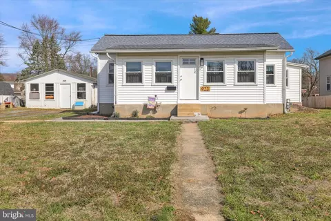 923 Mifflin St, Columbia, PA 17512