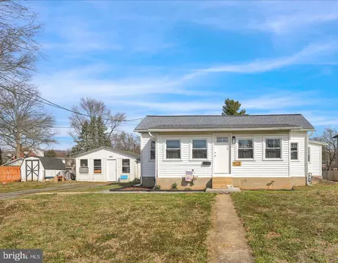 923 Mifflin St, Columbia, PA 17512