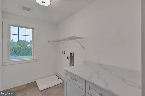 Other - 513 Cheltenham Ct, Lititz, PA 17543 photo 11 of 17