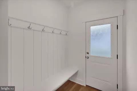 Entry Way - 513 Cheltenham Ct, Lititz, PA 17543 photo 14 of 14
