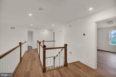 Entry Way - 513 Cheltenham Ct, Lititz, PA 17543 photo 12 of 14