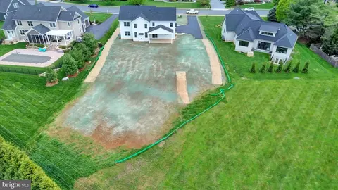 View/Area - 513 Cheltenham Ct, Lititz, PA 17543 photo 5 of 6