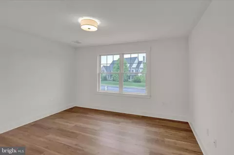 Bedroom - 513 Cheltenham Ct, Lititz, PA 17543 photo 6 of 7