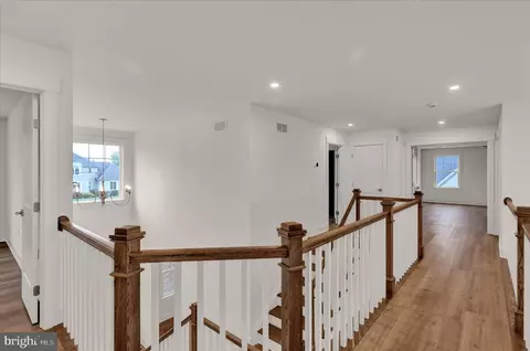 Entry Way - 513 Cheltenham Ct, Lititz, PA 17543 photo 11 of 14