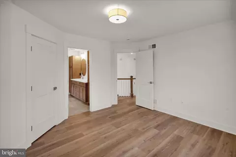 Bedroom - 513 Cheltenham Ct, Lititz, PA 17543 photo 5 of 7