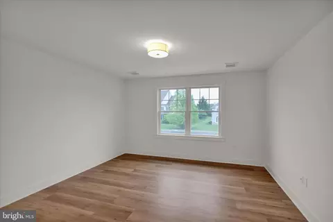 Bedroom - 513 Cheltenham Ct, Lititz, PA 17543 photo 3 of 7