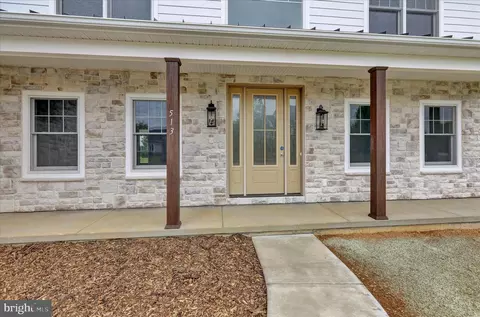 Exterior - 513 Cheltenham Ct, Lititz, PA 17543 photo 11 of 13