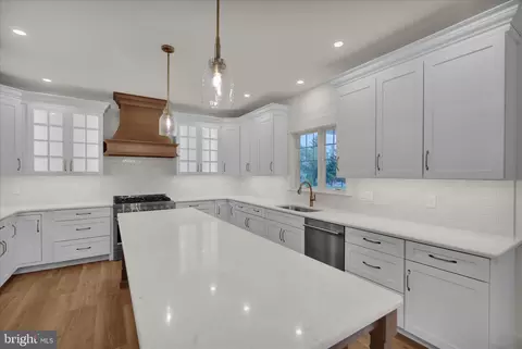 Kitchen - 513 Cheltenham Ct, Lititz, PA 17543 photo 1 of 1