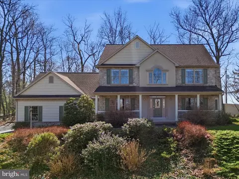 Exterior - 364 Evans Rd, Lititz, PA 17543 photo 2 of 12